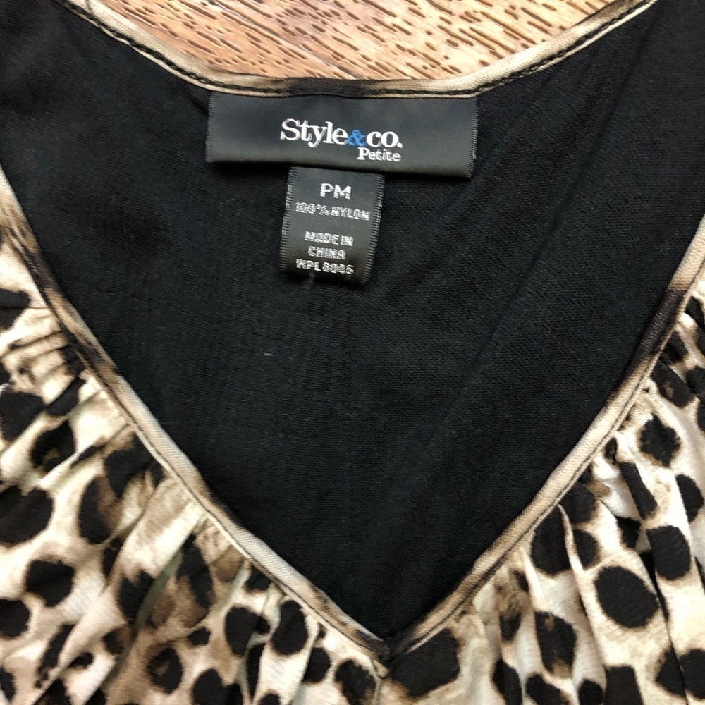 Leopard Print Sleeveless Dress - Picture 2 of 9